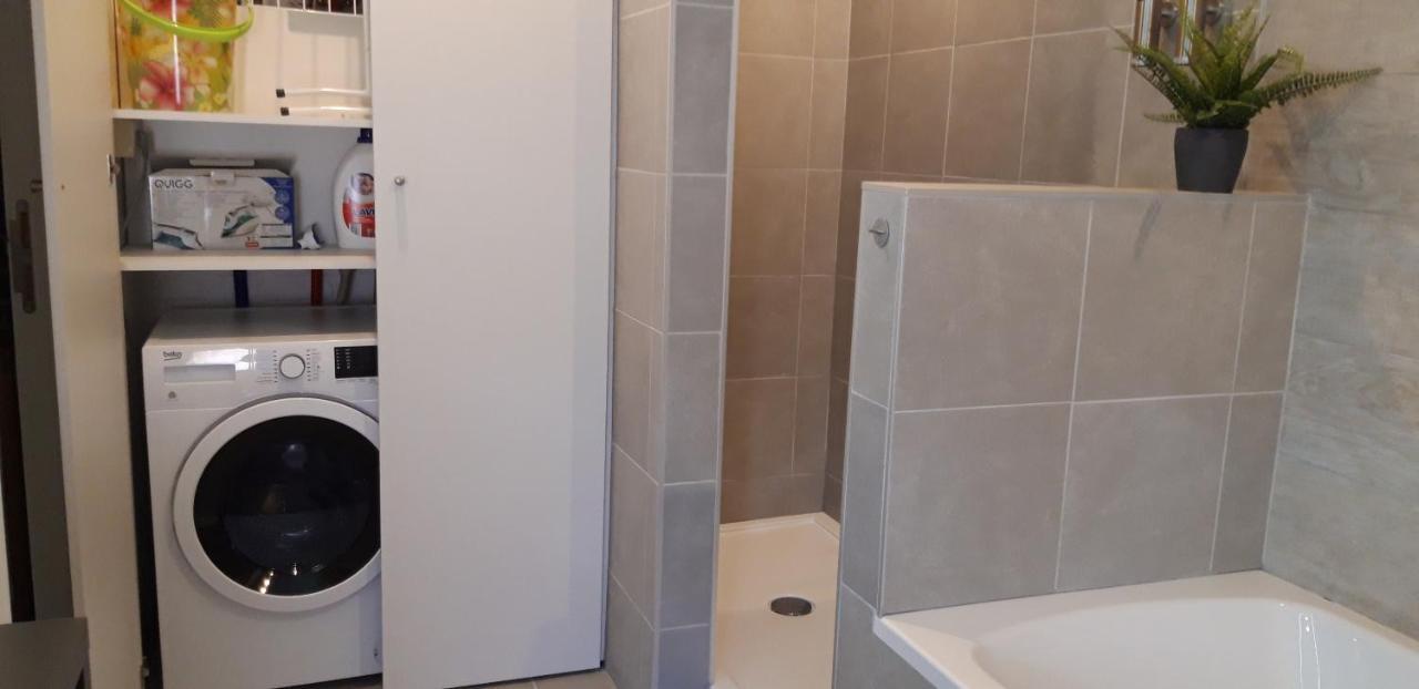 Charta Appartement Kortenberg ภายนอก รูปภาพ